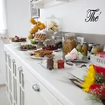 Bed & Breakfast Dimora Delle Emme 3*