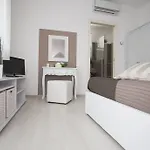 Bed & Breakfast Dimora Delle Emme 3*