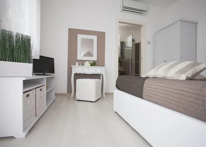 Bed & Breakfast Dimora Delle Emme 3*